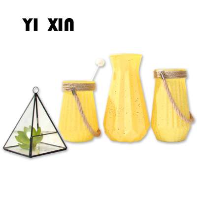 Beautiful Europe Simple Creative Yellow color with spot Tabletop Spray flower Glass Vase